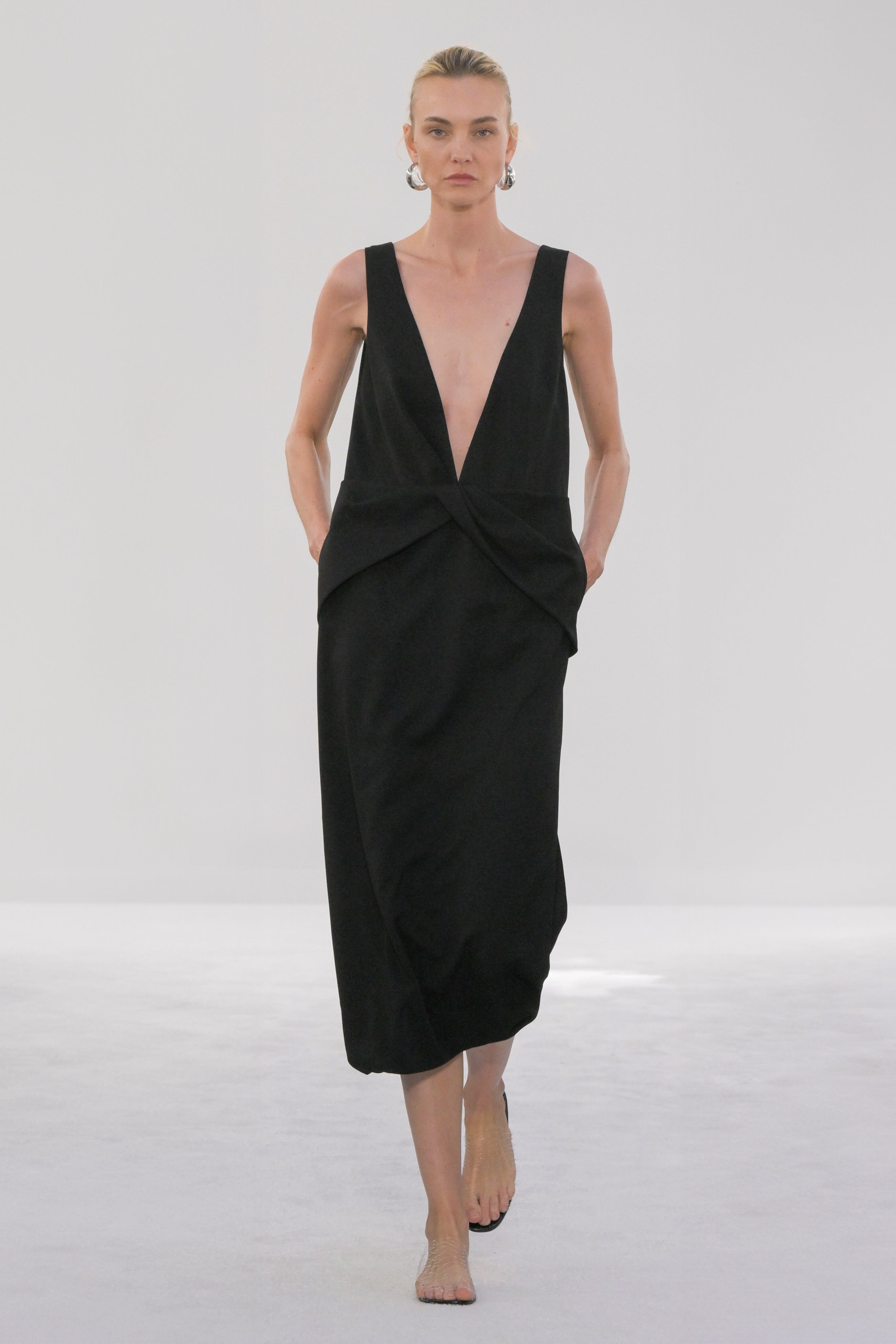 The Santha Dress in Black