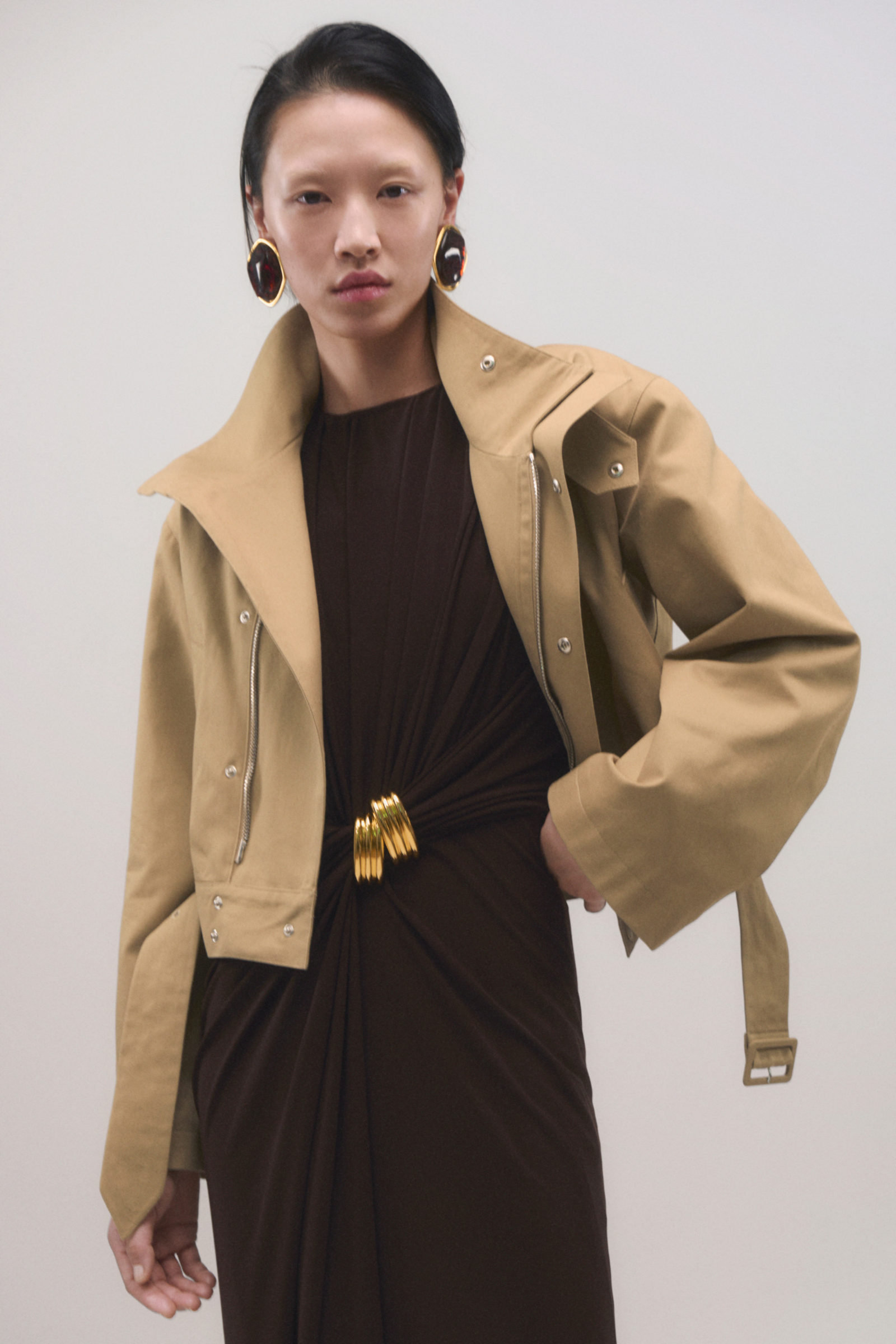 The Lily Cropped Trench
