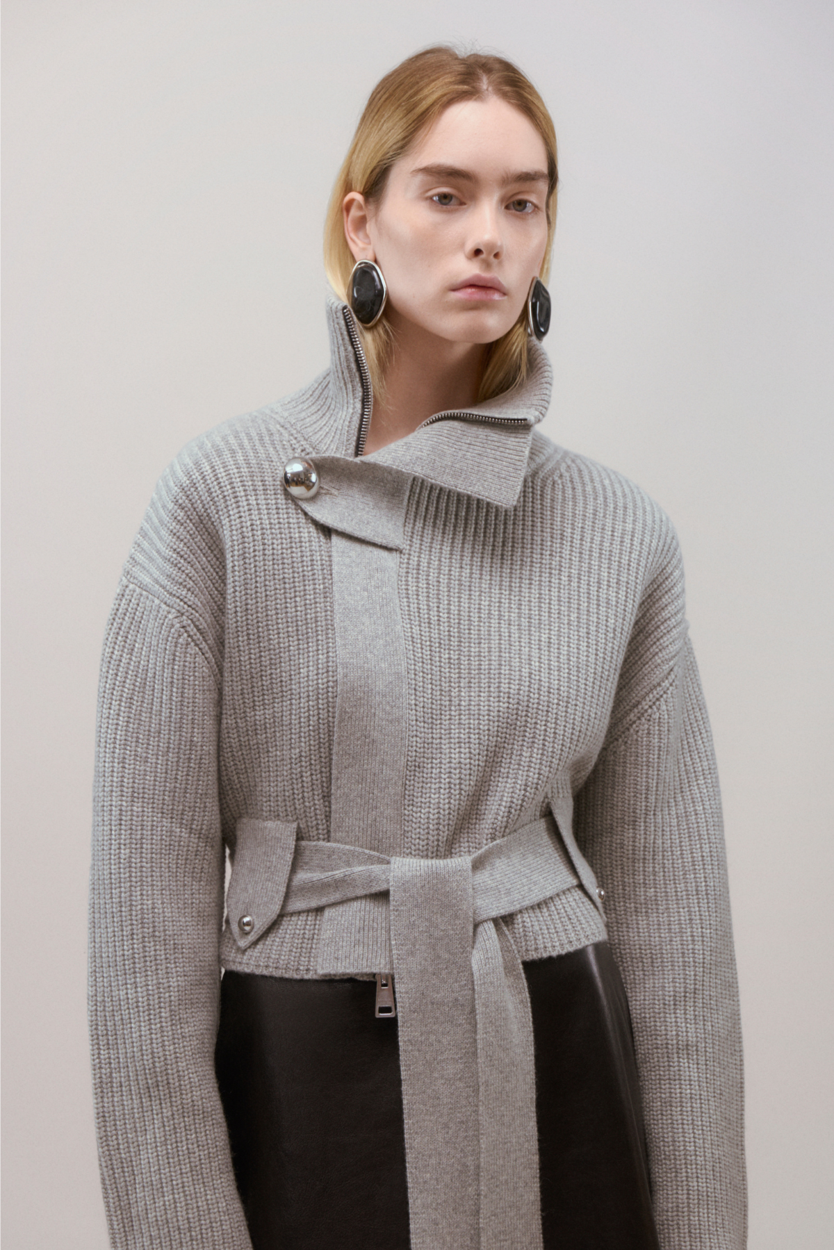 The Neal Zip Sweater Jacket in Foggy