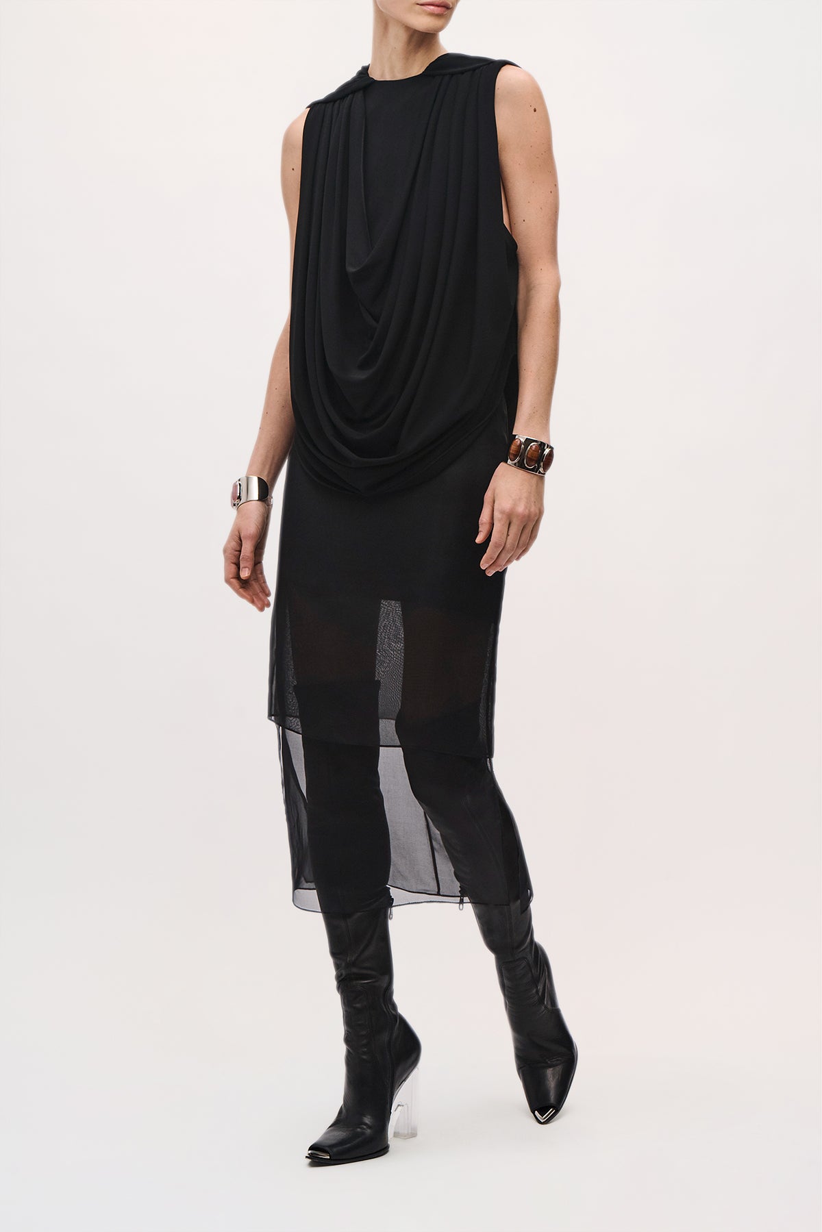 Astor Top