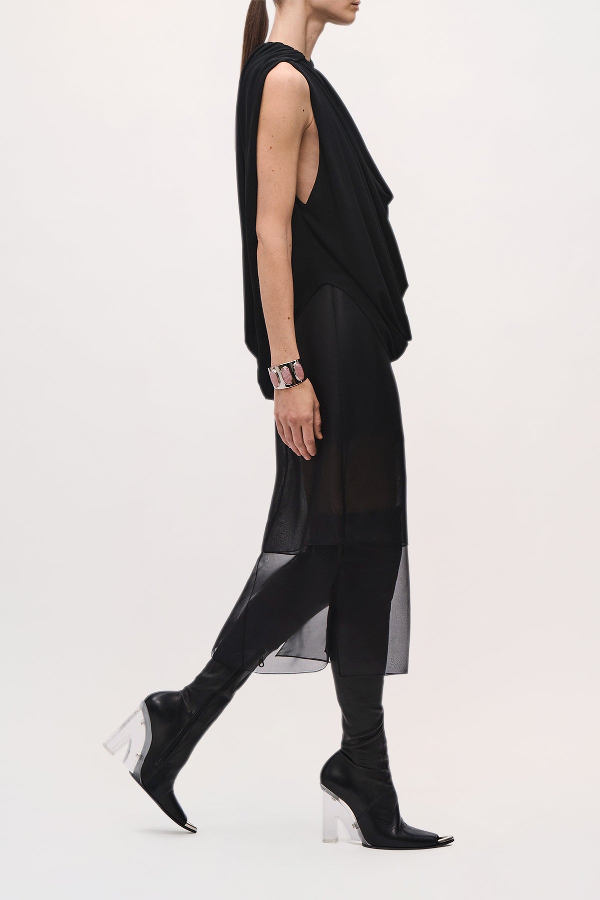 Astor Top