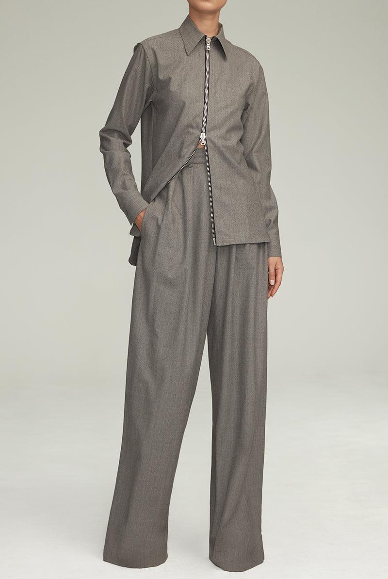 The Akia Zip Front Top in Heather Grey