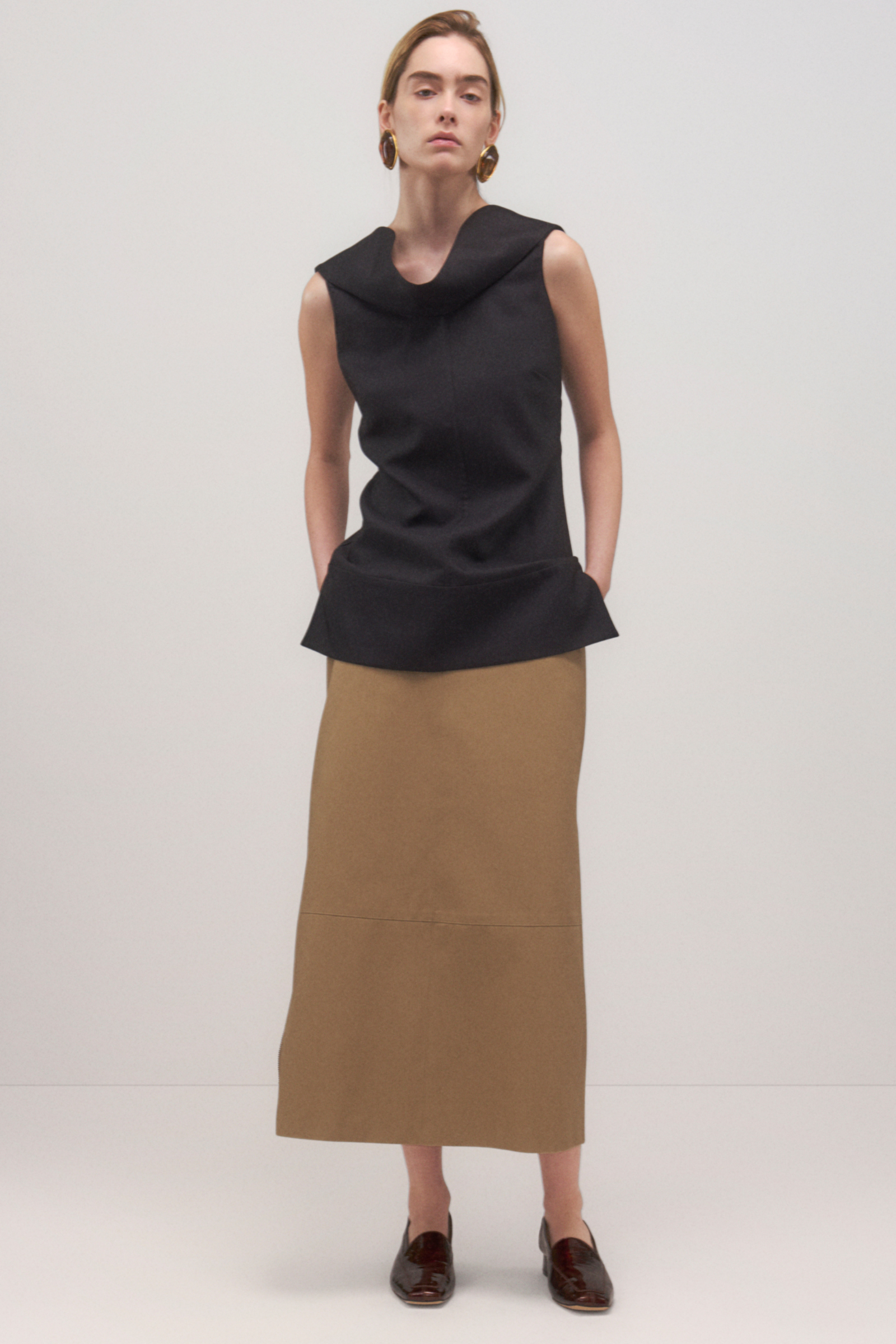 The Avery Skirt in Khaki