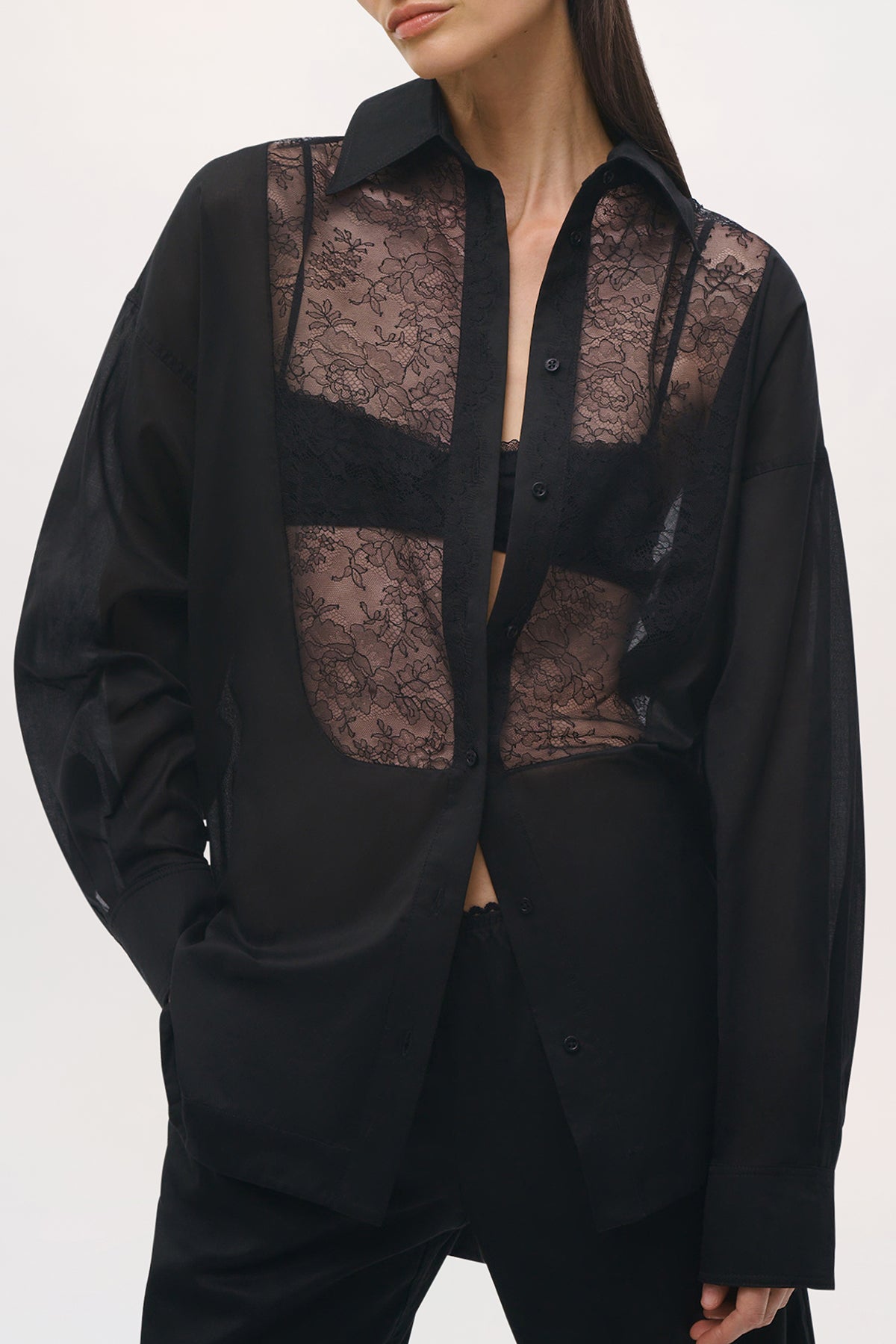 Close up view of the Barrett Top in Black.