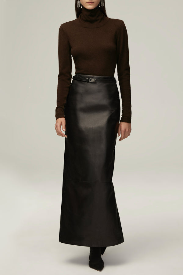 The Ashlie Turtleneck in Chicory Coffee