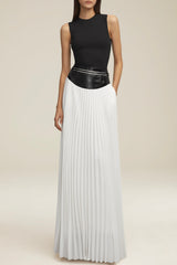 The Laurel Skirt in White and Black
