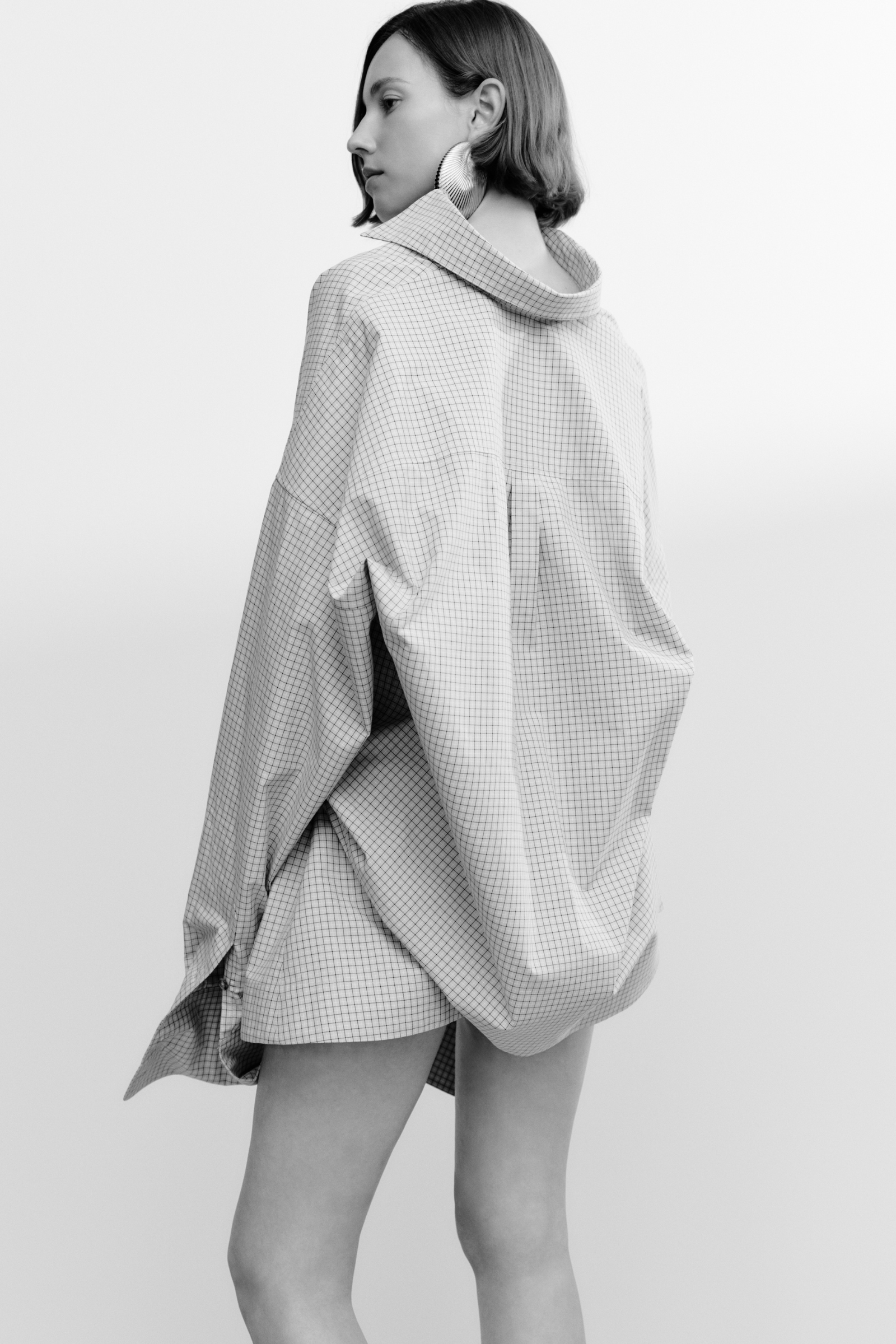 The Lennon Short in Cool Grey Check