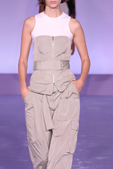 The Bee Top in Stone